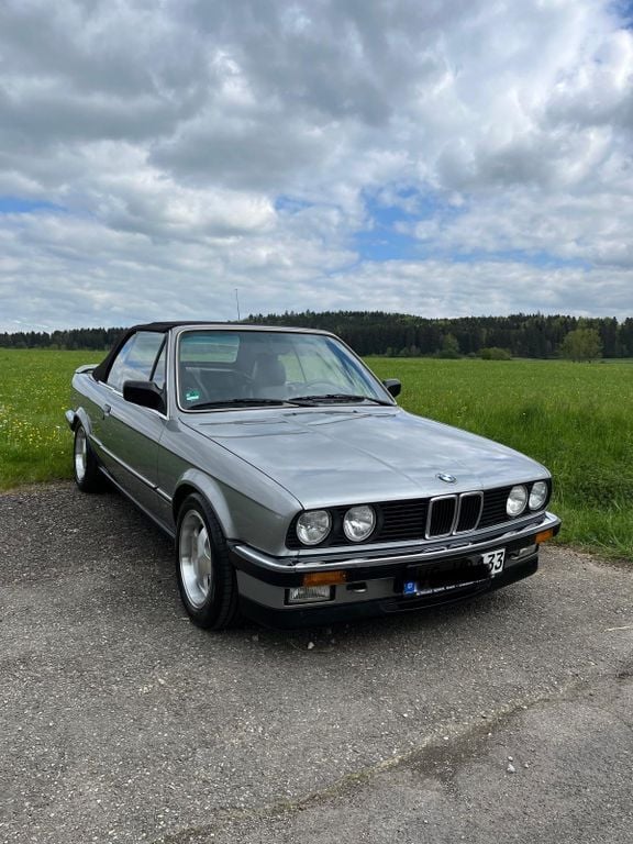 Silber Gebraucht 1986 BMW 325 Cabriolet Cabrio | 33.399 € - Bild 1/4
