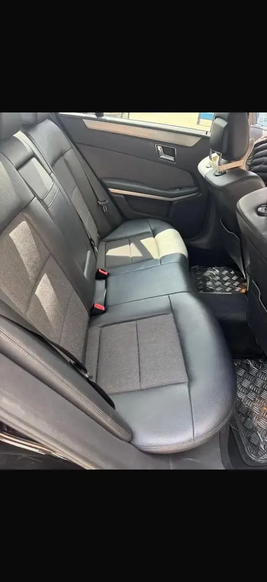 Gebraucht Mercedes E250 2009 Schwarz Limousine