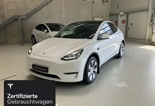 Gebraucht Tesla Model Y 273 kW (372 PS) 2023 Weiß SUV