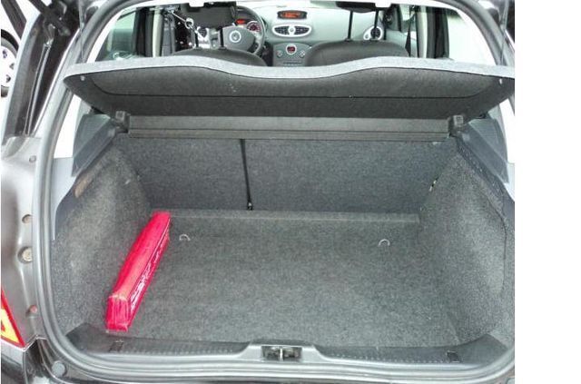 Gebraucht Renault Clio II Dynamique 101 PS (74 kW) 2007 Schwarz metallic Limousine