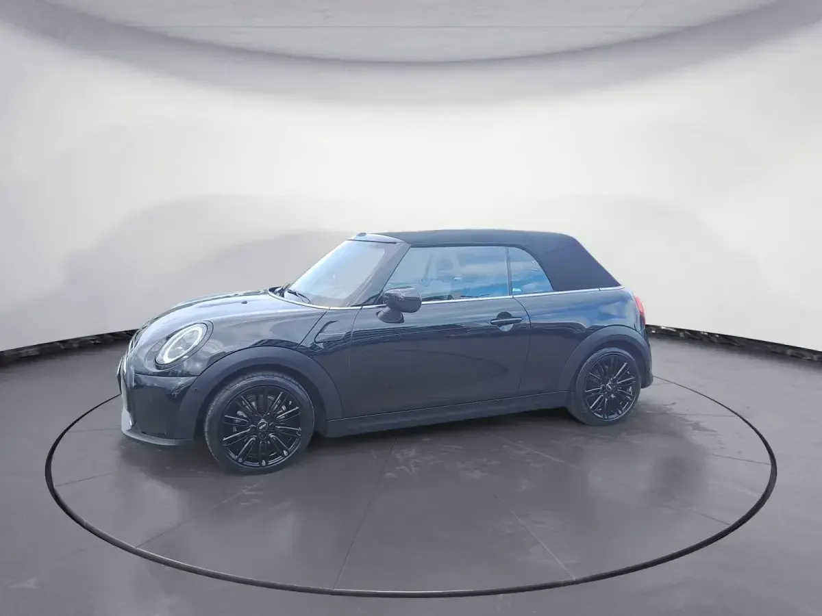 Gebraucht Mini Cooper Cabriolet Classic 136 PS (100 kW) 2022 Schwarz Cabrio