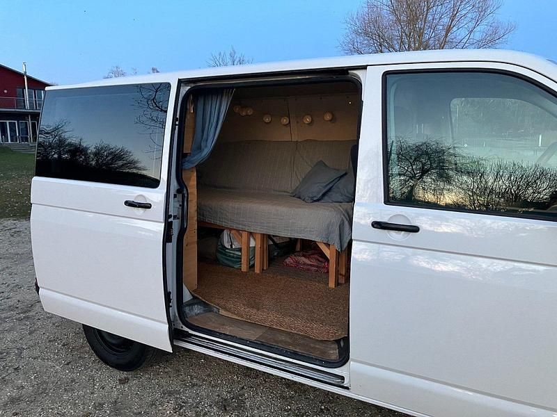 Gebraucht VW Transporter 102 PS (75 kW) 2016 Weiß Van