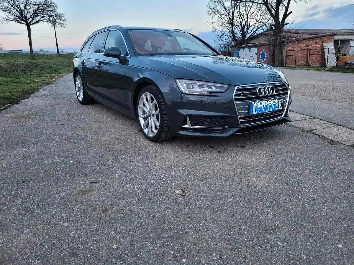 Gebraucht Audi A4 Ambiente 190 PS (139 kW) 2019 Grau Kombi