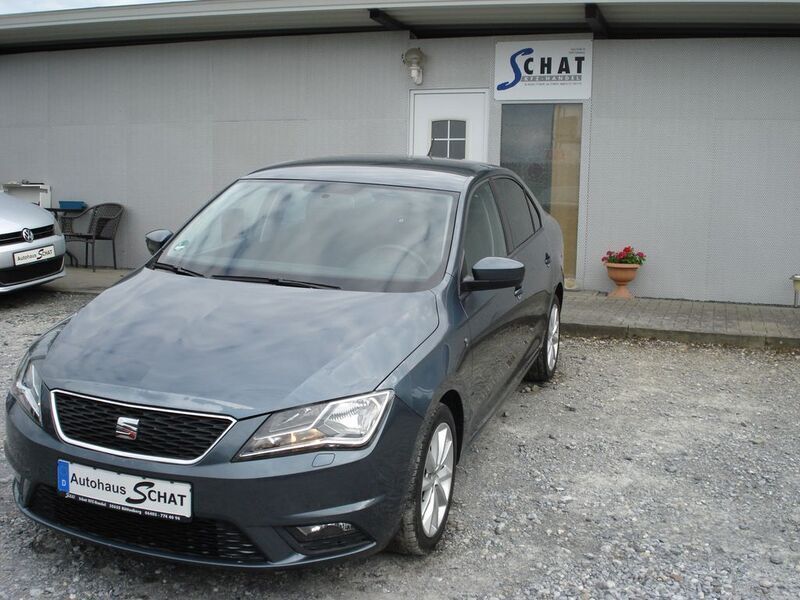 Grau Gebraucht 2015 Seat Toledo 4You Limousine | 7.250 € (Fairer Preis) - Bild 1/4