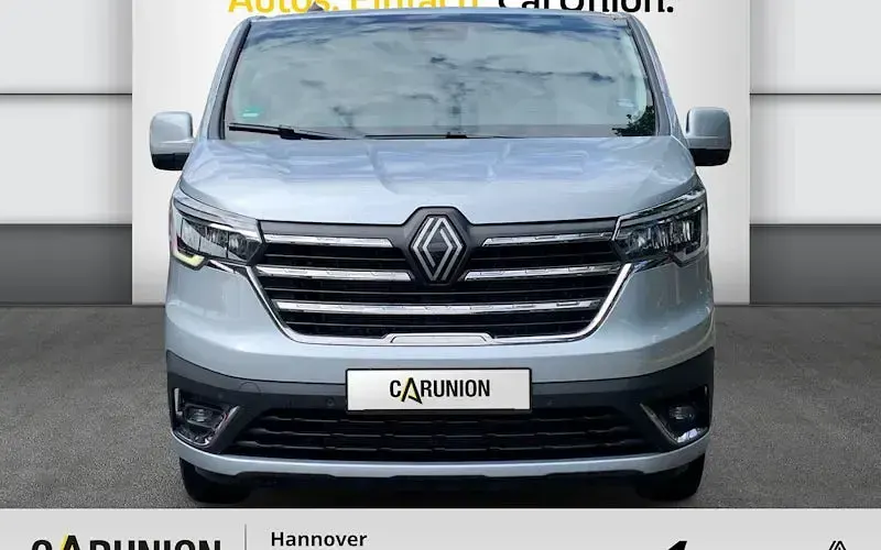 Gebraucht Renault Trafic 170 PS (125 kW) 2025 Grau Van / Kleinbus