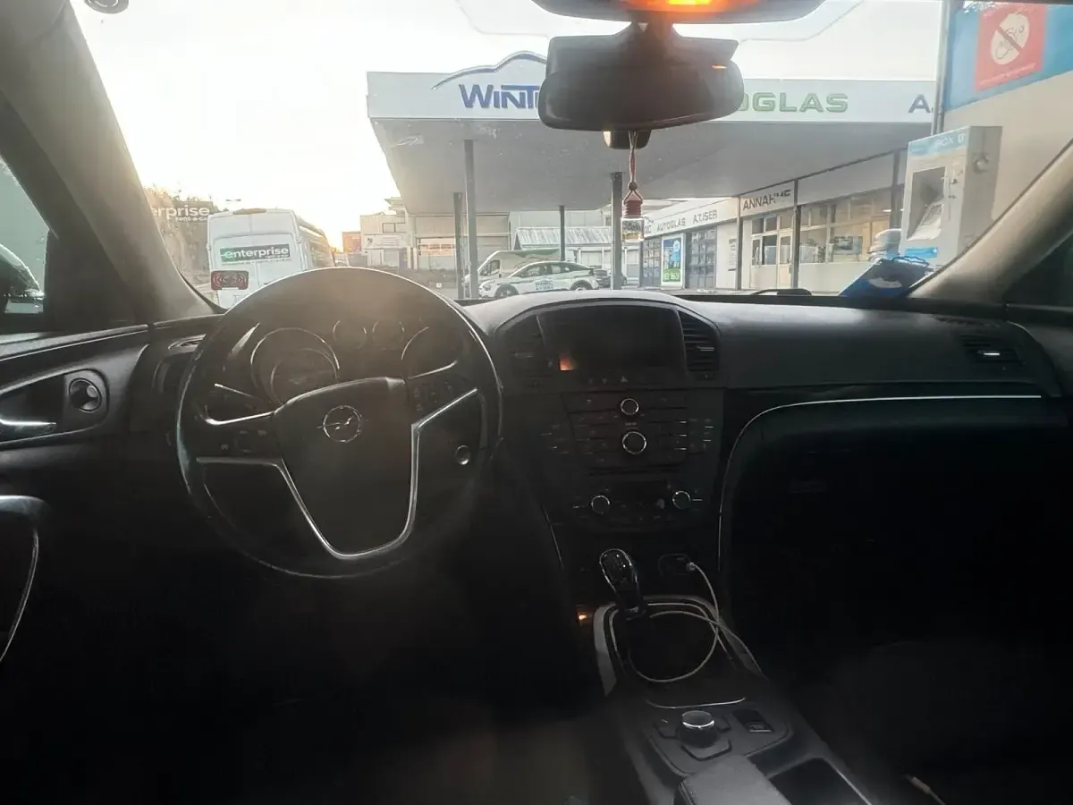Gebraucht Opel Insignia 163 PS (119 kW) 2013 Grau Limousine