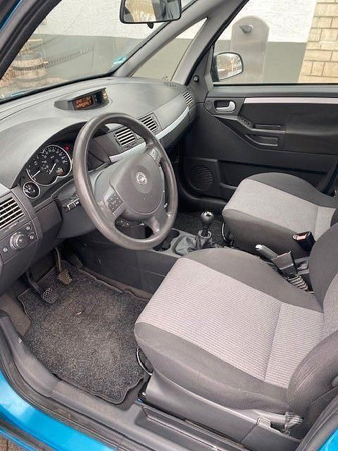 Używany Opel Meriva 75 KM (55 kW) 2004 Niebieski Minivan