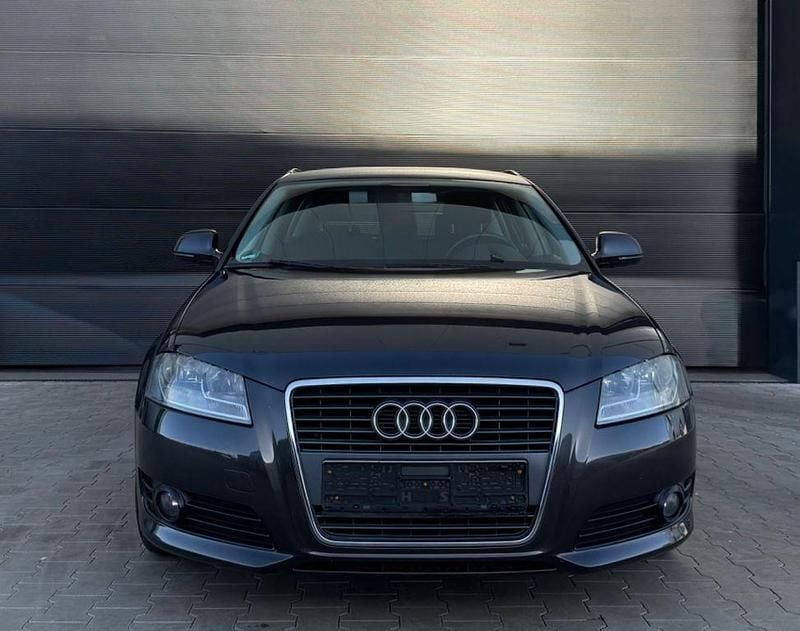 Gebraucht Audi A3 S-Line 125 PS (91 kW) 2010 Grau Kleinwagen