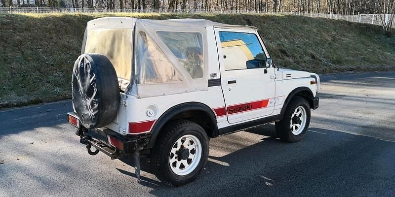 Second-hand Suzuki Samurai 44 CP (32 kW) 1982 Alb SUV