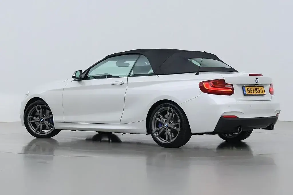 Gebraucht BMW M235 Sport Line 326 PS (239 kW) 2015 Weiß Cabrio