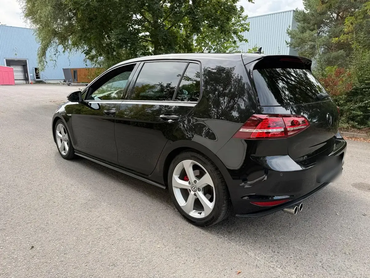 Gebraucht VW Golf VII GTD 184 PS (135 kW) 2015 Schwarz Limousine