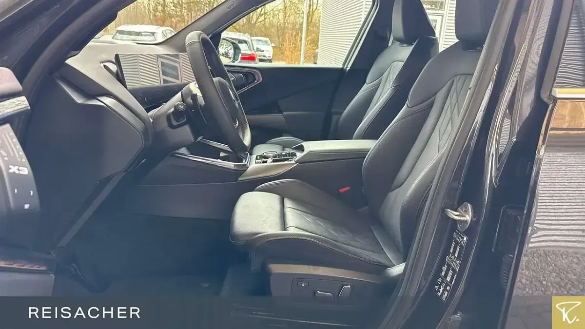 Gebraucht BMW X3 M Sport 197 PS (144 kW) 2025 Sophistograu brillanteffekt SUV