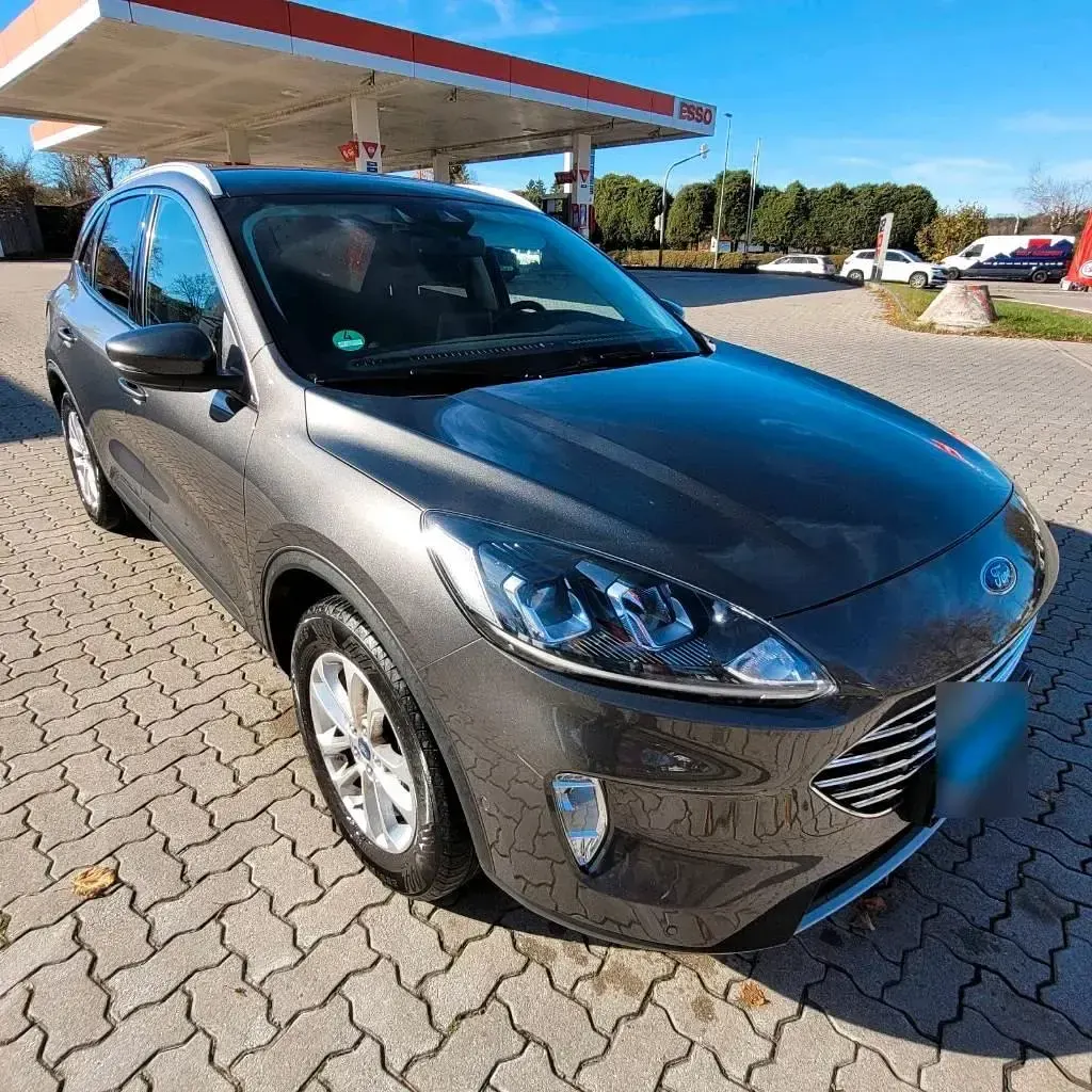 Gebraucht Ford Kuga Titanium 190 PS (139 kW) 2020 Grau SUV