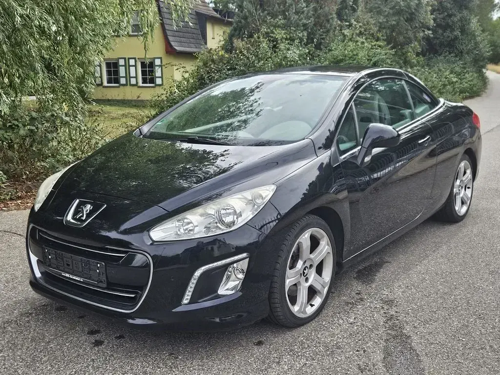 Gebraucht Peugeot 308 CC Allure 156 PS (114 kW) 2012 Cabrio