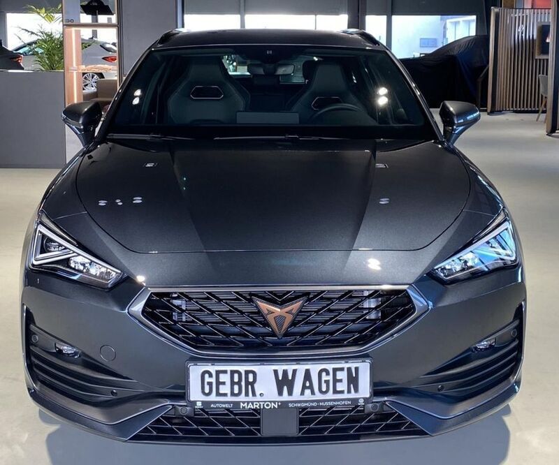 Gebraucht Cupra Leon 150 PS (110 kW) 2023 Magnetic grau metallic Kombi