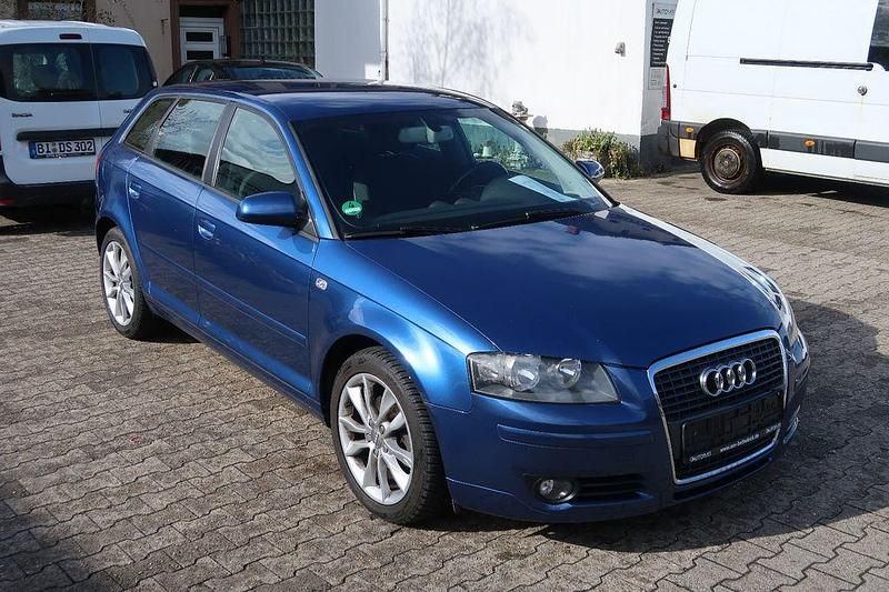 Gebraucht Audi A3 Ambiente 160 PS (117 kW) 2008 Blau Kleinwagen