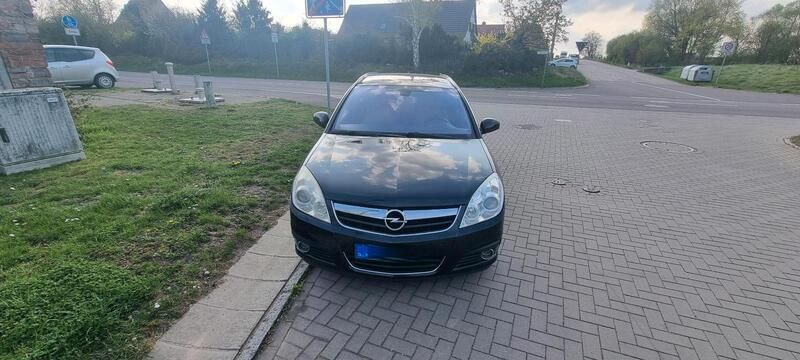 Schwarz Gebraucht 2005 Opel Signum Kombi | 1.000 € (Superpreis) - Bild 1/4