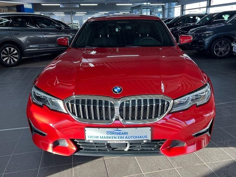 Gebraucht BMW 330 Luxury Line 184 PS (135 kW) 2020 Rot Limousine