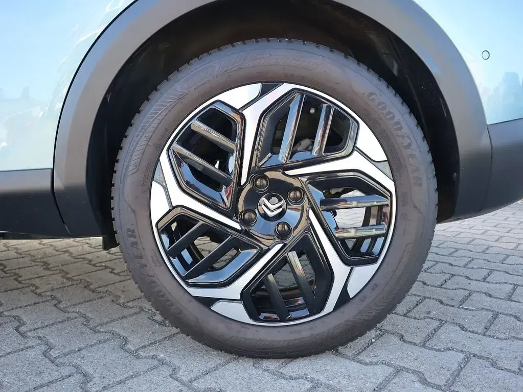 Gebraucht Citroën C4 Shine 131 PS (96 kW) 2023 Blau SUV