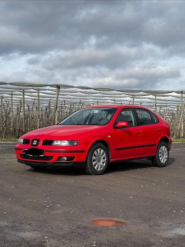 Gebraucht Seat Leon Basis 125 PS (91 kW) 2002 Rot Kleinwagen