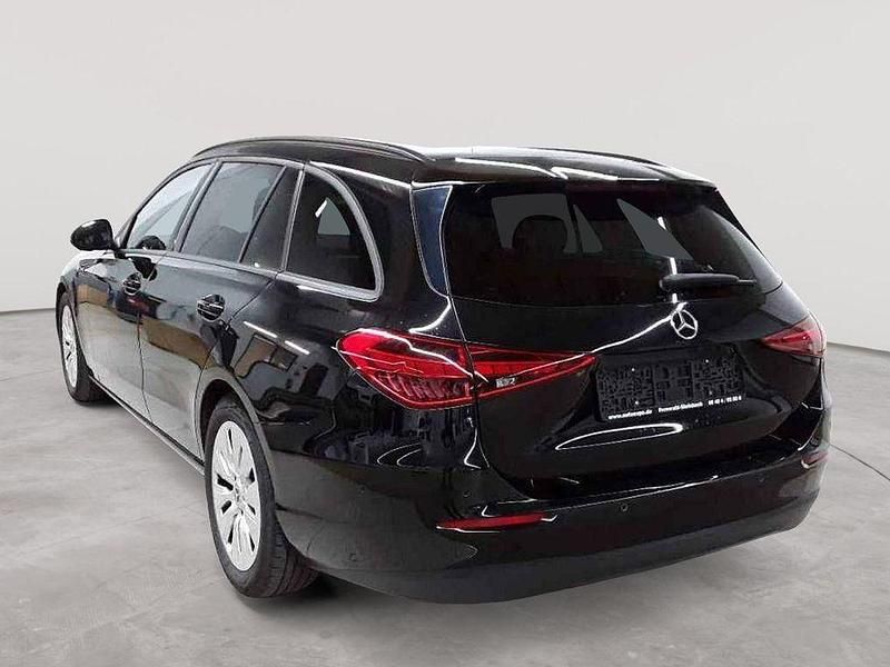 Gebraucht Mercedes C220 200 PS (147 kW) 2022 Schwarz Limousine