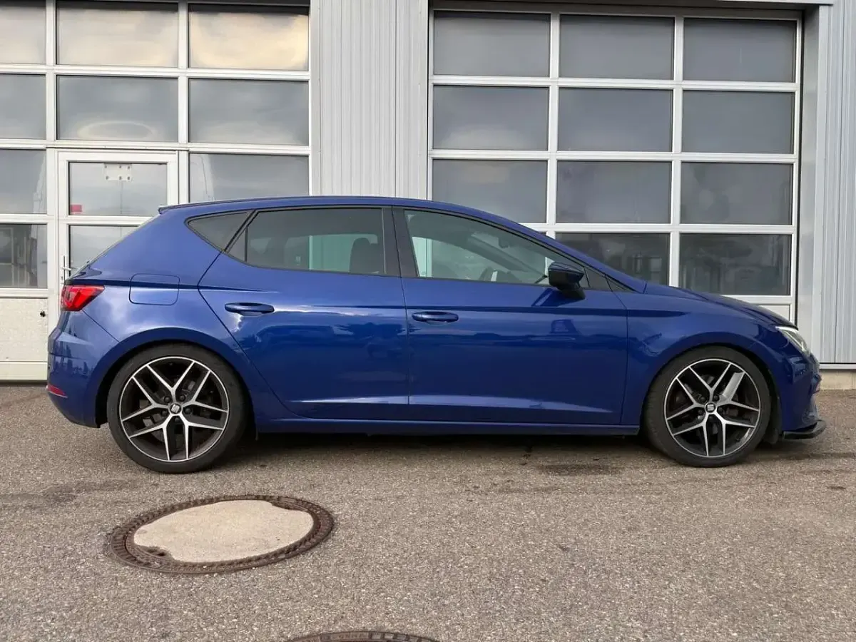 Gebraucht Seat Leon FR 179 PS (131 kW) 2018 Mystery blue Limousine