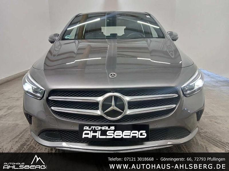 Gebraucht Mercedes E250 Style 218 PS (160 kW) 2021 Mountaingrau  met. Limousine