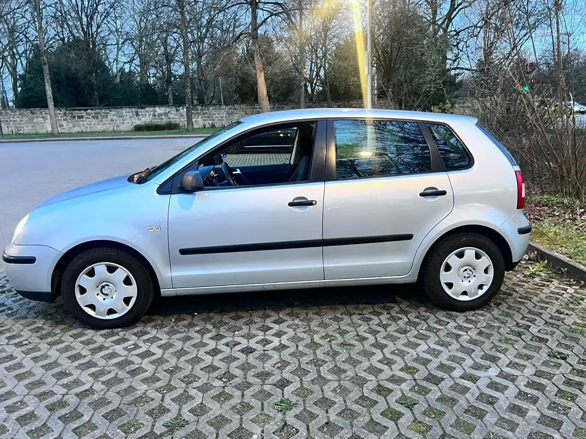 Gebraucht VW Polo Basis 64 PS (47 kW) 2003 Grau Limousine