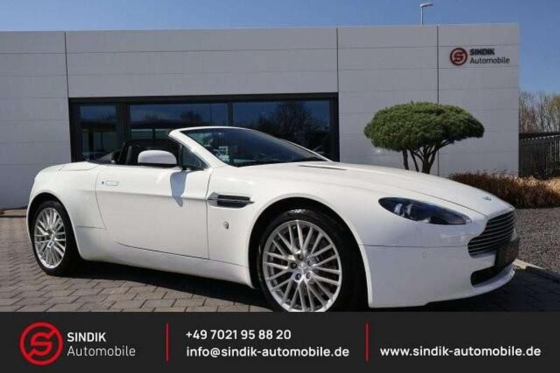 Stratus white Gebraucht 2009 Aston Martin V8 Coupé | 51.980 € - Bild 1/4