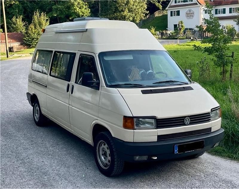 Beige Gebraucht 1993 VW T4 Van | 12.500 € - Bild 1/4