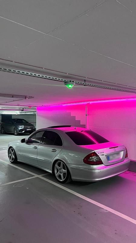 Gebraucht Mercedes E300 211 PS (155 kW) 2008 Silber Limousine