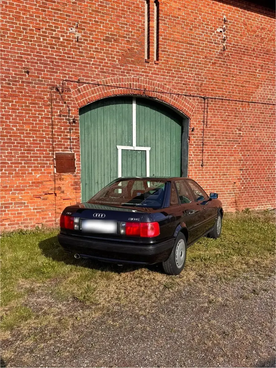 Gebraucht Audi 80 115 PS (84 kW) 1994 Grau Limousine