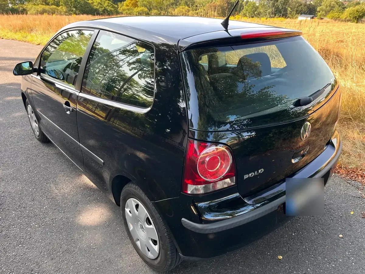 Gebraucht VW Polo 60 PS (44 kW) 2008 Schwarz Kleinwagen