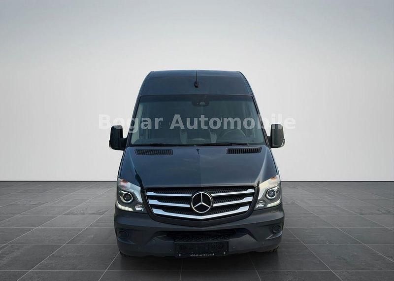 Gebraucht Mercedes Sprinter 190 PS (139 kW) 2018 Tenoritgrau metallic Van
