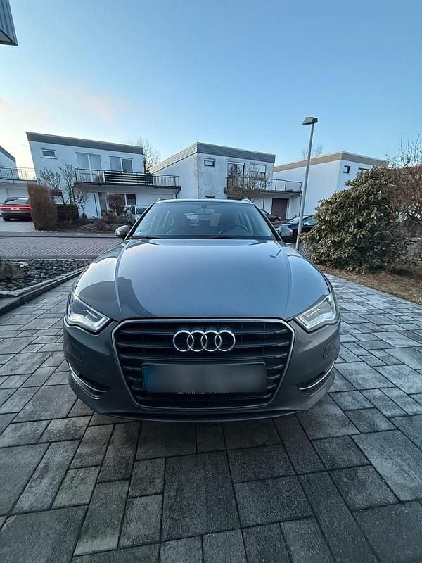 Gebraucht Audi A3 180 PS (132 kW) 2015 Grau Limousine