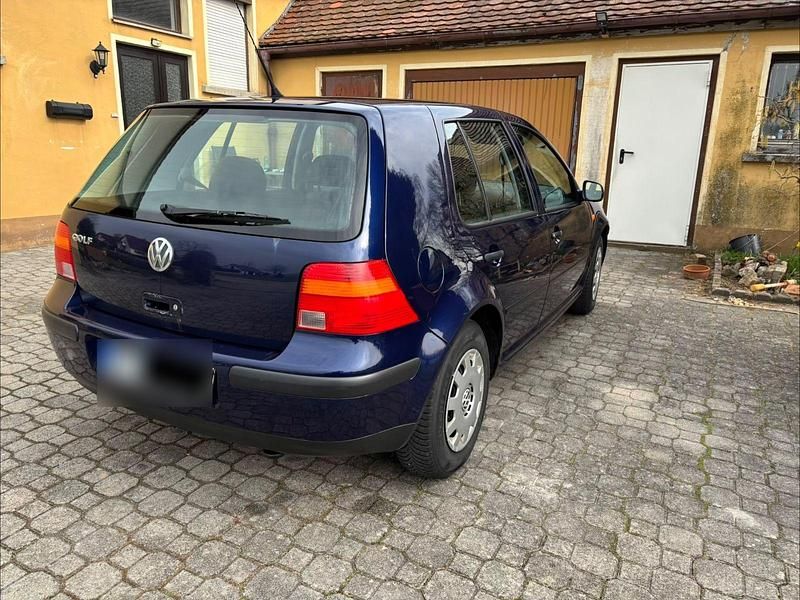 Gebraucht VW Golf III Basis 75 PS (55 kW) 1999 Blau Limousine