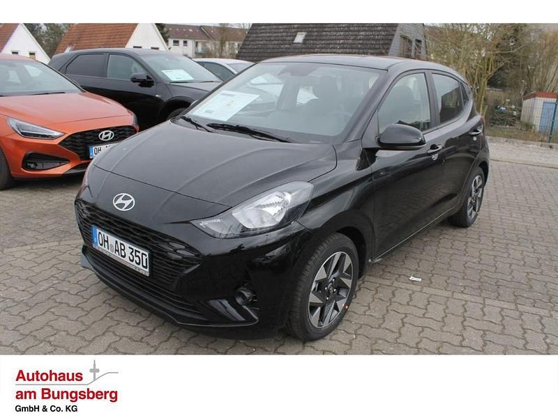 Schwarz Gebraucht 2025 Hyundai i10 Trend Kleinwagen | 18.990 € (Fairer Preis) - Bild 1/3