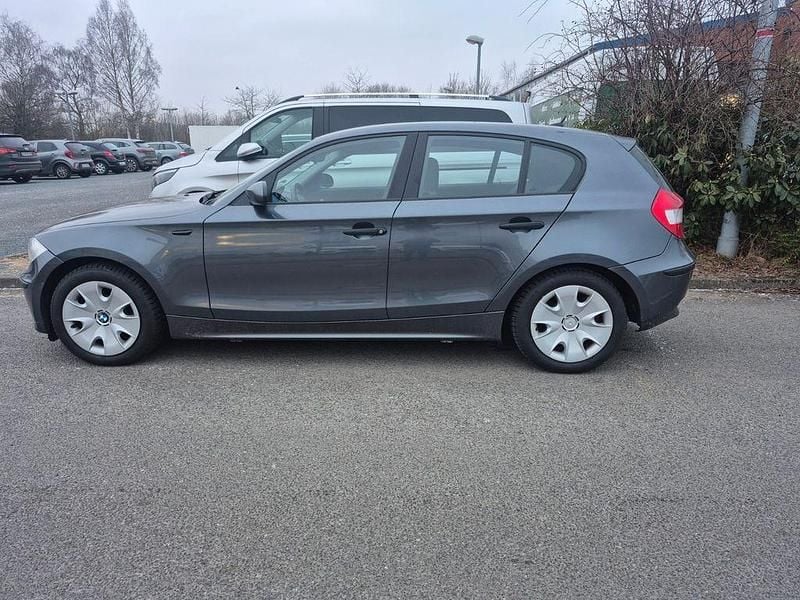 Gebraucht BMW 116 Advantage 116 PS (85 kW) 2006 Sparkling graphite Kleinwagen