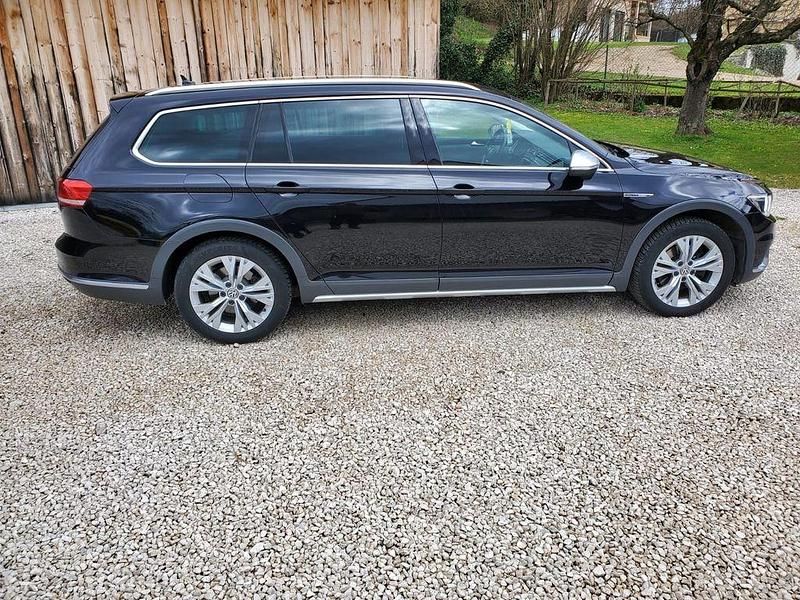 Używany VW Passat 150 KM (110 kW) 2015 Czarny Sedan/Limuzyna