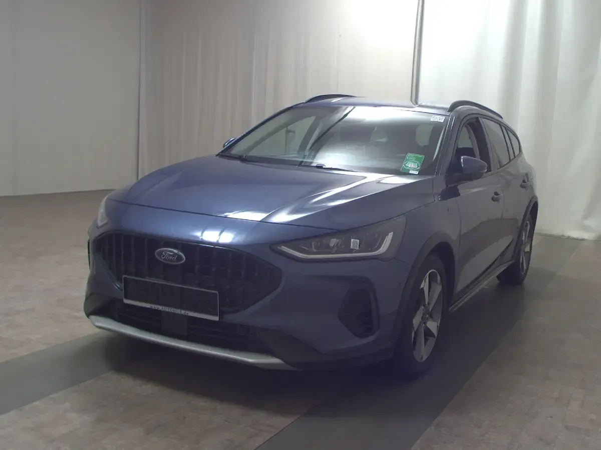 Gebraucht Ford Focus Active 116 PS (85 kW) 2023 Blau Kombi