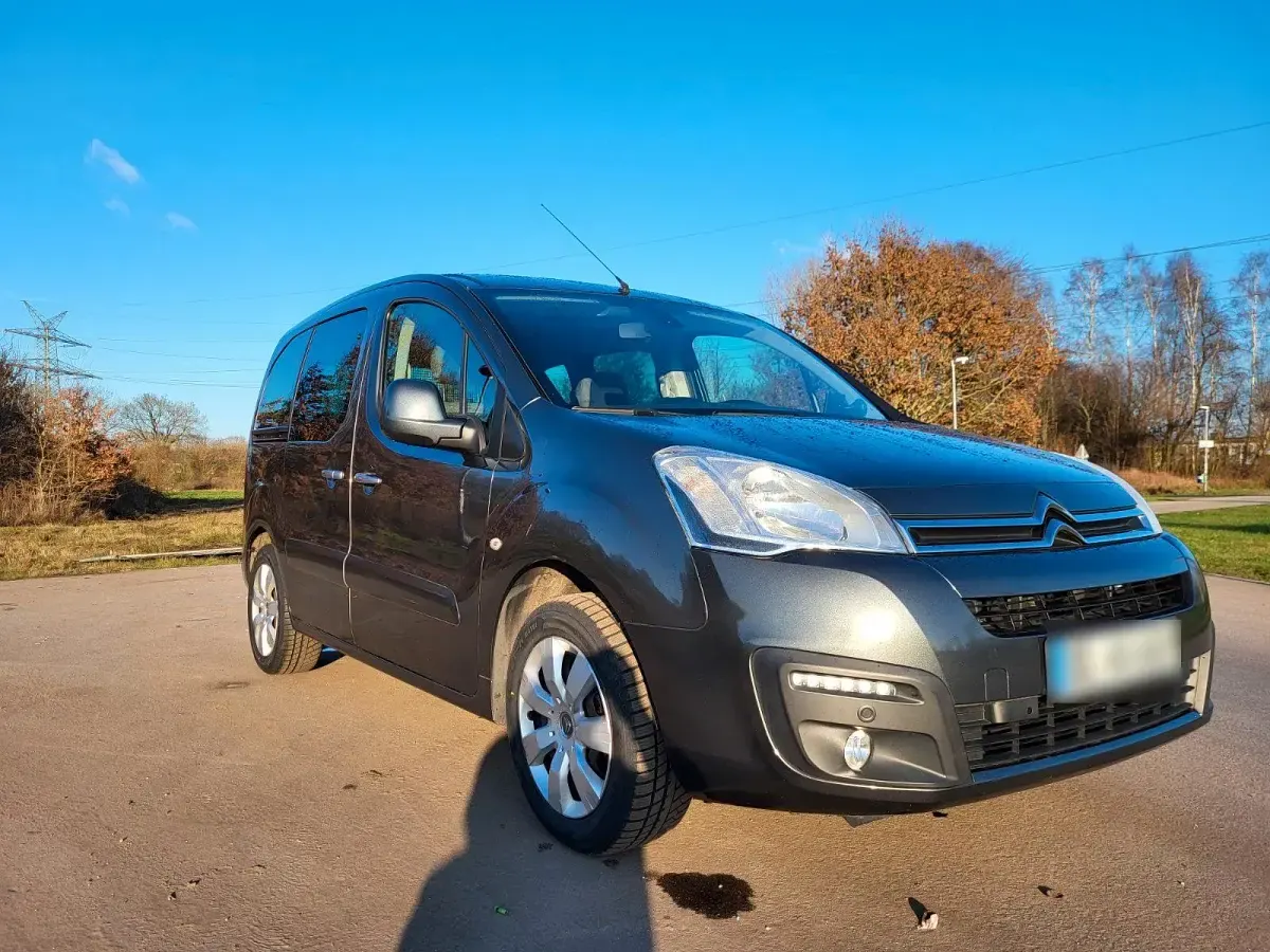 Gebraucht Citroën Berlingo 120 PS (88 kW) 2016 Grau Van / Kleinbus