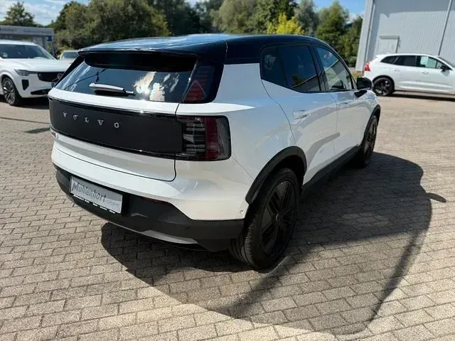 Gebraucht Volvo EX30 CC Performance 314 kW (428 PS) 2025 Crystal weiss SUV