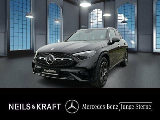 Obsidianschwarz Gebraucht 2023 Mercedes GLC300 AMG SUV | 59.480 € (Fairer Preis) - Bild 1/4