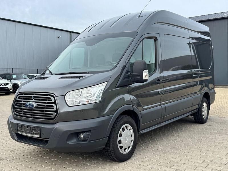 Grau Gebraucht 2017 Ford Transit Van / Kleinbus | 11.400 € (Guter Preis) - Bild 1/4
