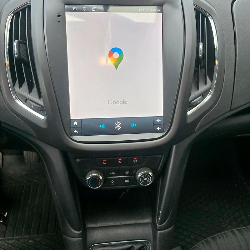 Gebraucht Opel Zafira 140 PS (102 kW) 2013 Braun Van / Kleinbus