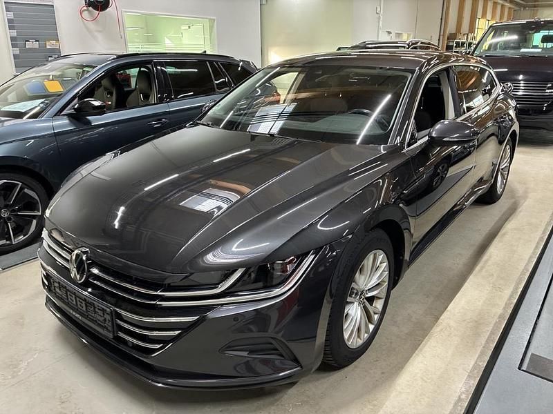 Gebraucht VW Arteon 150 PS (110 kW) 2023 Grau Limousine