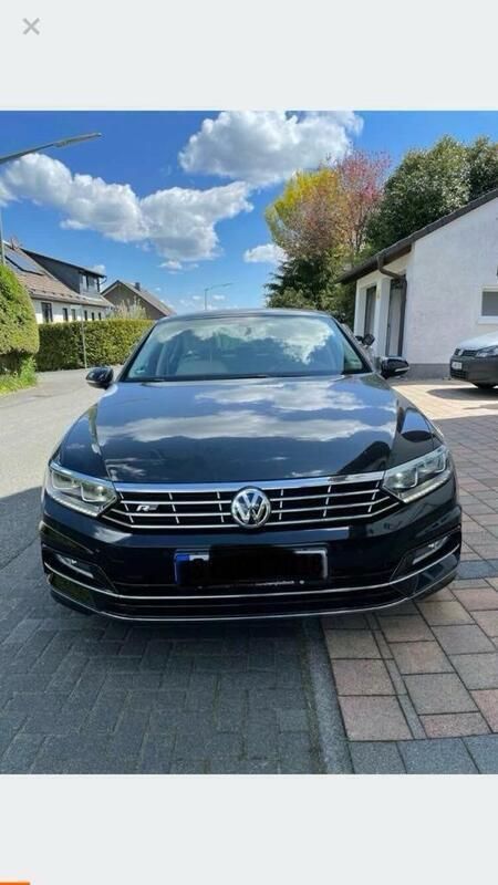 Schwarz Gebraucht 2016 VW Passat Limousine | 16.000 € (Fairer Preis) - Bild 1/4