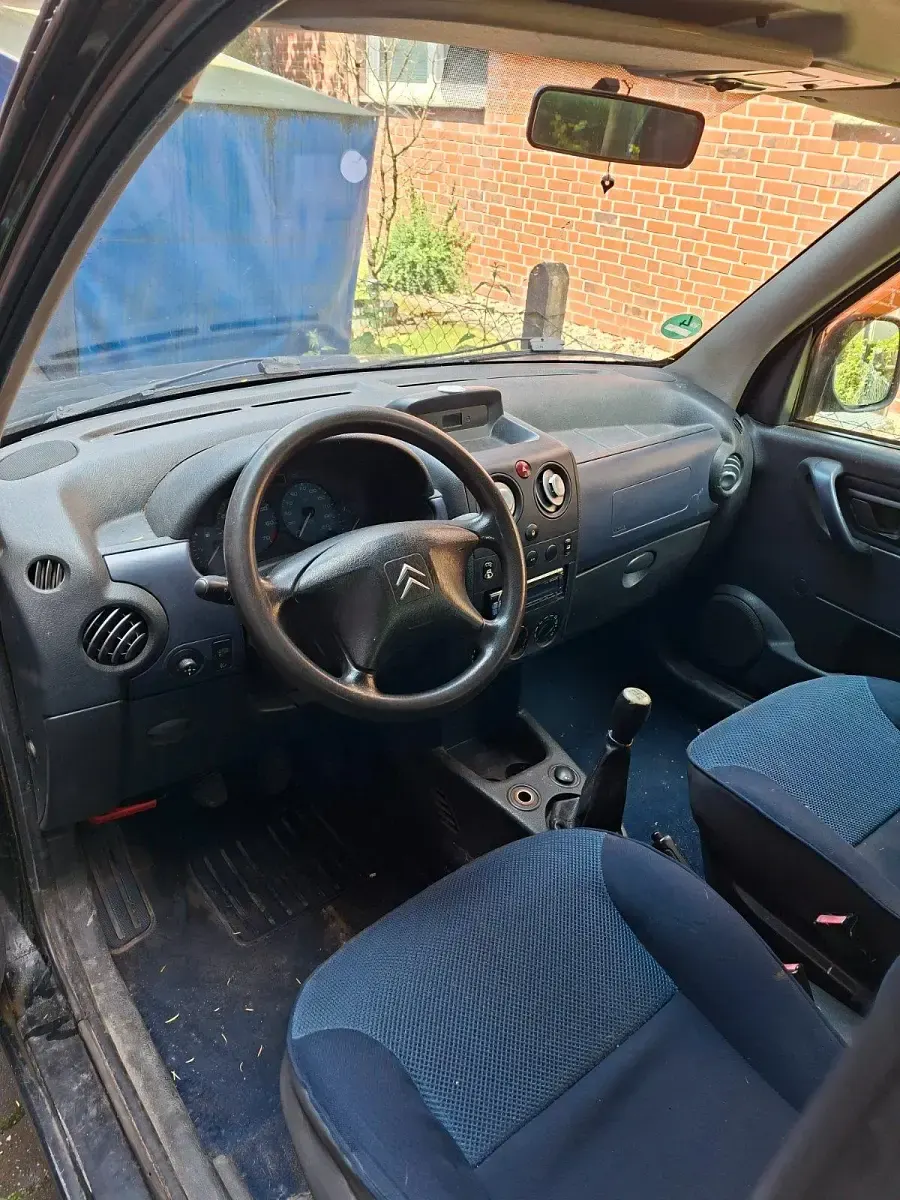 Gebraucht Citroën Berlingo 75 PS (55 kW) 2004 Schwarz Van / Kleinbus