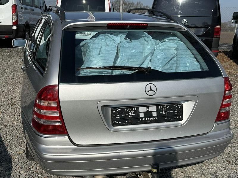 Gebraucht Mercedes C200 Avantgarde 163 PS (119 kW) 2004 Silber Kombi