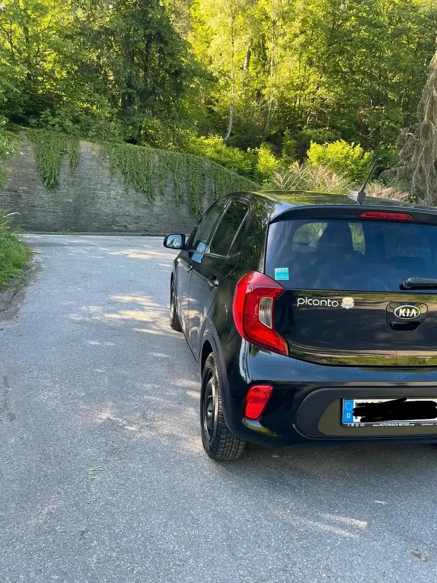 Gebraucht Kia Picanto 85 PS (62 kW) 2017 Schwarz Kleinwagen